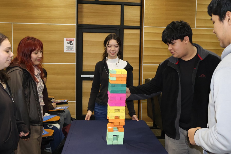 Foro de orientación vocacional acerca a estudiantes de enseñanza media de PROENTA UFRO a la vida universitaria