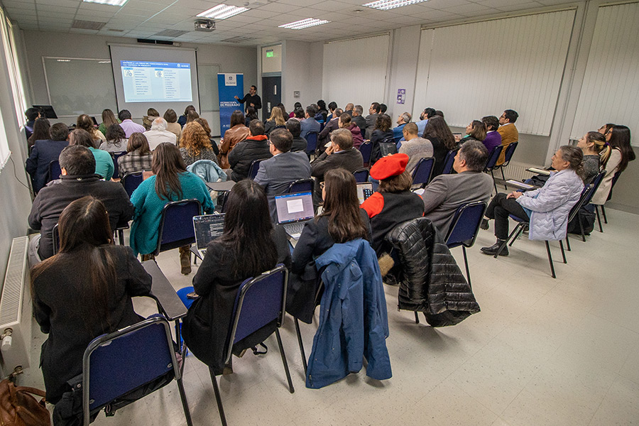 Directoras y directores de carreras de pregrado de la UFRO se reúnen en el marco del proceso de acreditación