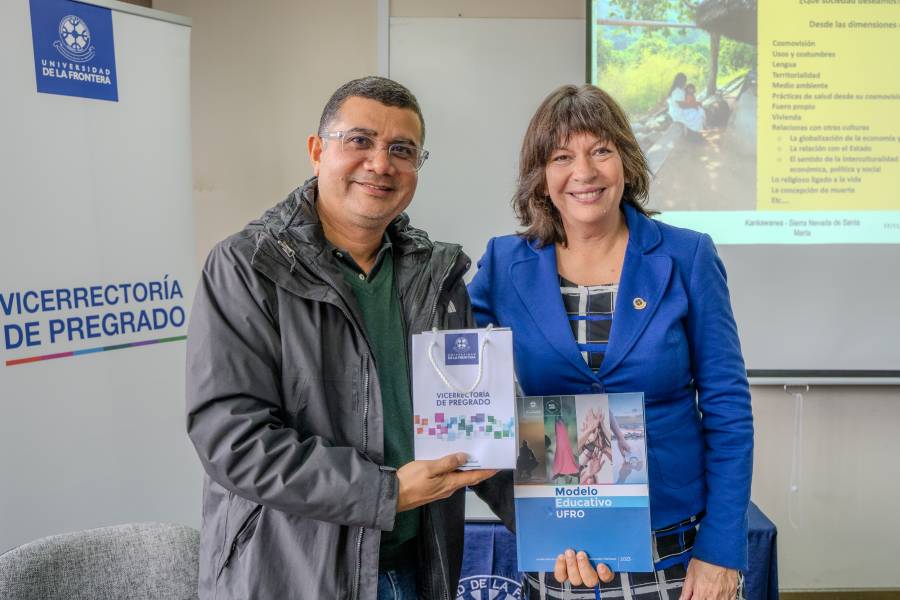 Vicerrectoría de Pregrado UFRO continúa preparando la implementación del Modelo Educativo
